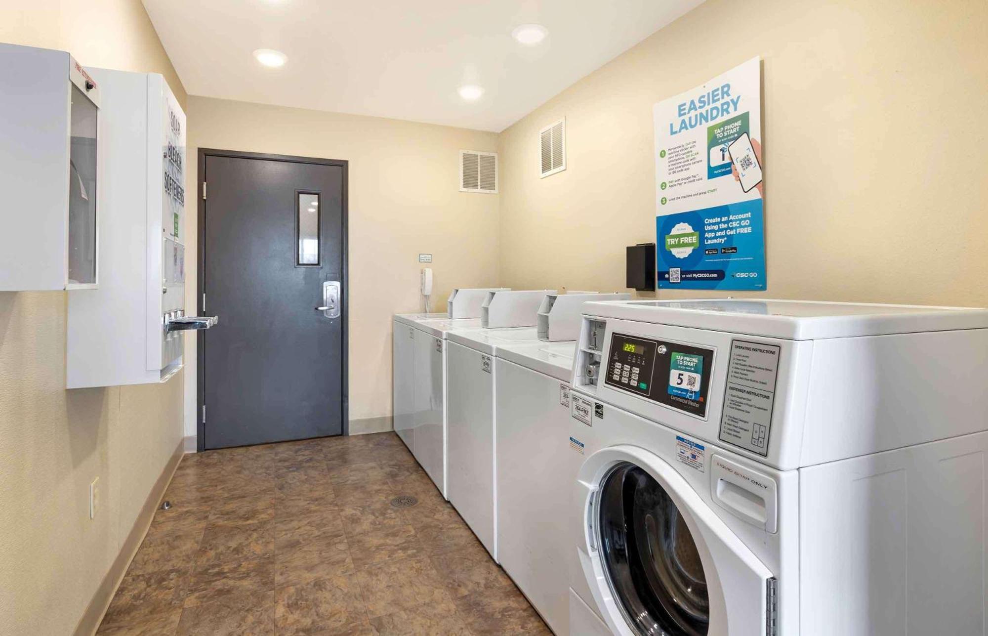 Extended Stay America Select Suites - Wichita - Airport Esterno foto