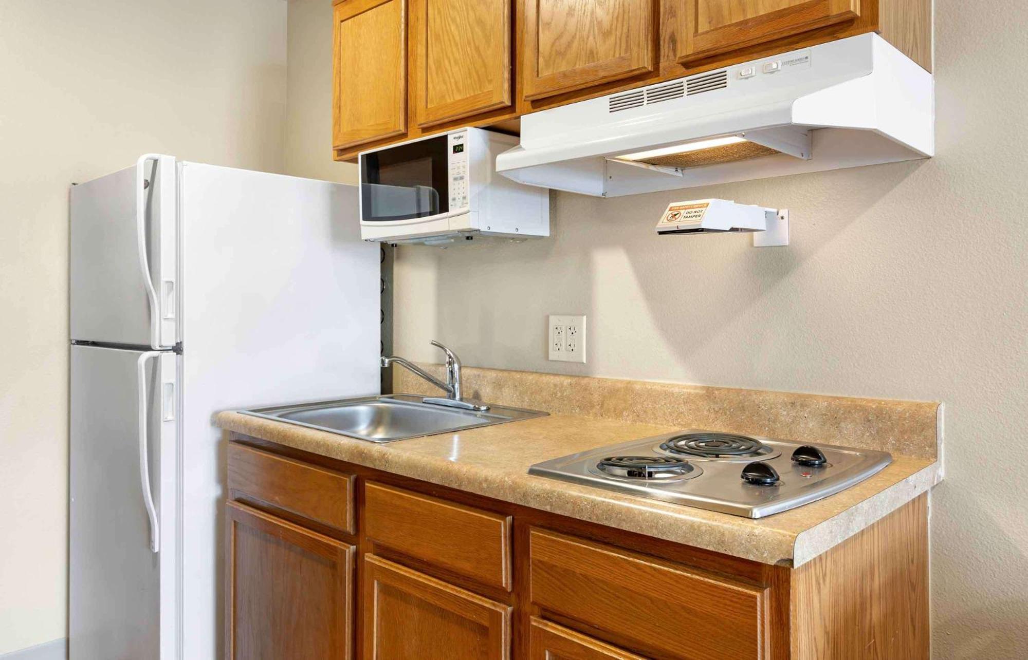 Extended Stay America Select Suites - Wichita - Airport Esterno foto